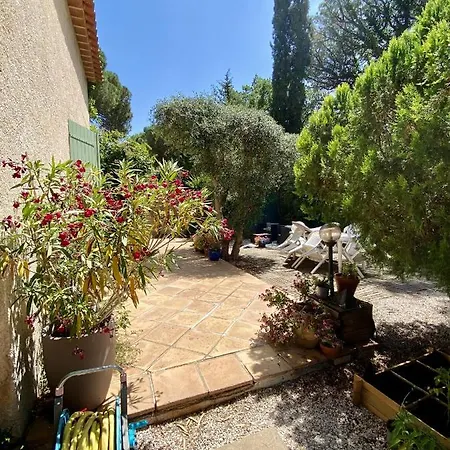 Maison De 4 Chambres Avec Jardin Clos Et Wifi A A 5 Km De La * Fréjus